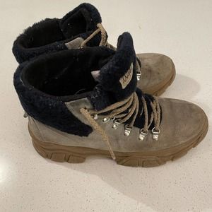 La MontellianaHiking Lug Boots size 9.5US EUR 40